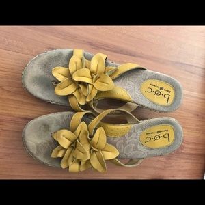 Born sandals. Size 8